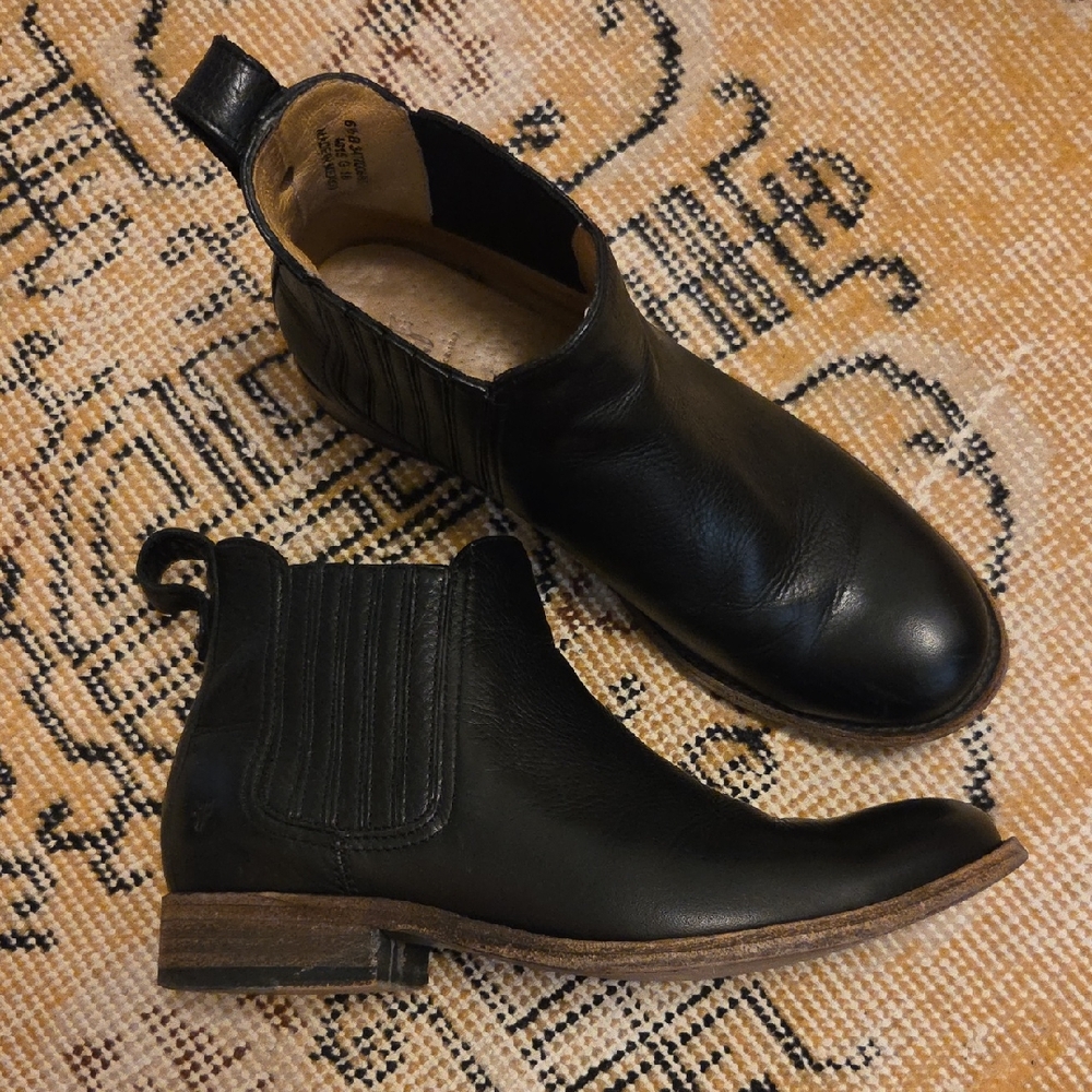 Black Leather Chelsea Boots